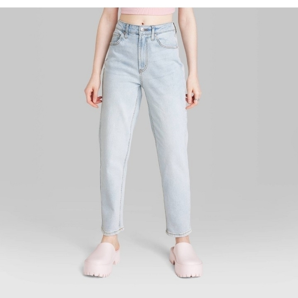Wild Fable High-Rise Curvy Tapered Jeans Ultra Light Wash Standard Fit Ankle